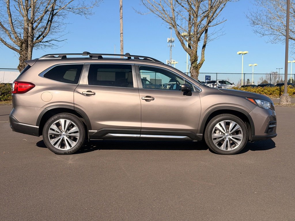 Used 2022 Subaru Ascent Limited w/ Technology Package image 8