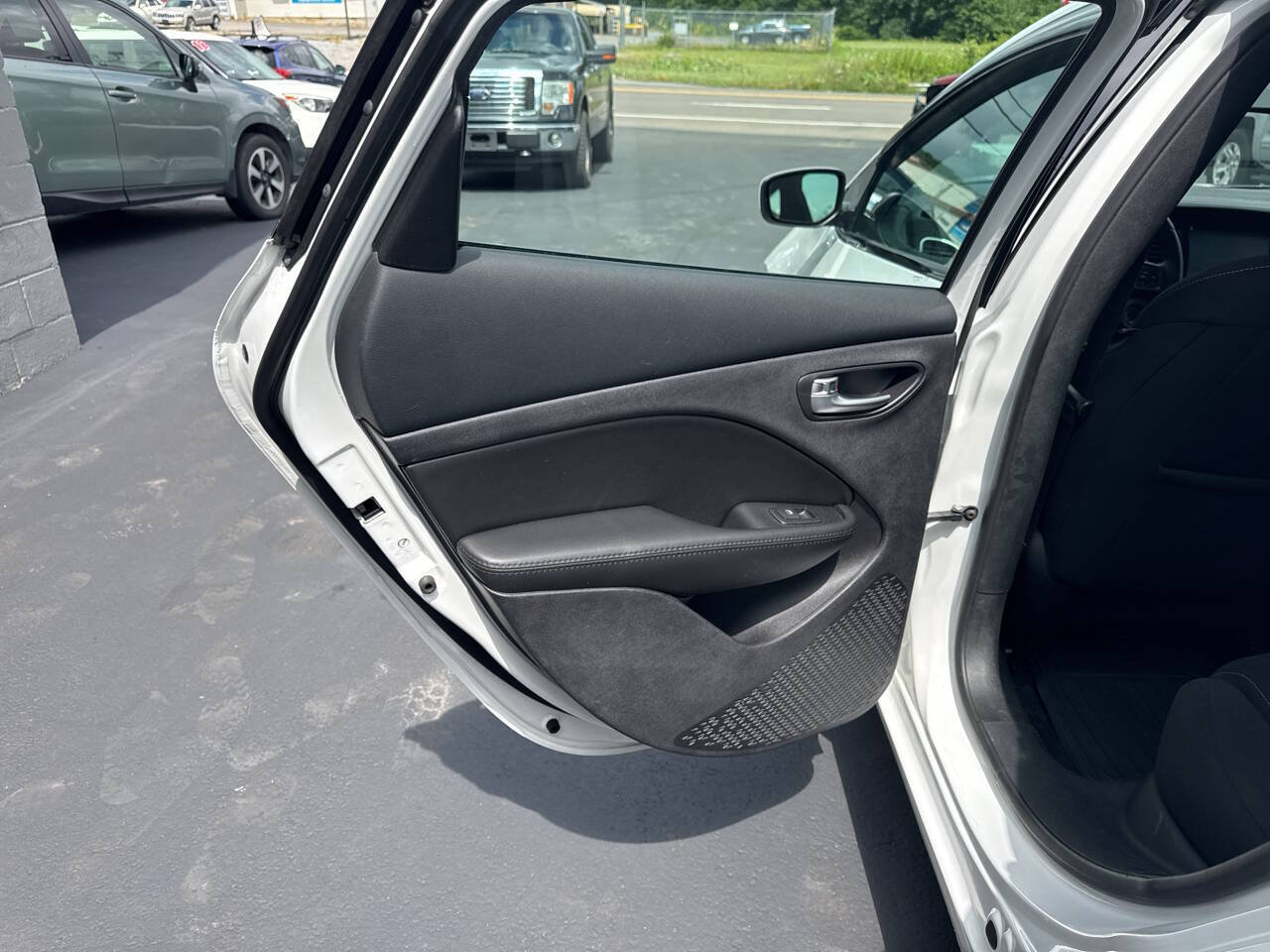 Used 2013 Dodge Dart Limited FWD image 17