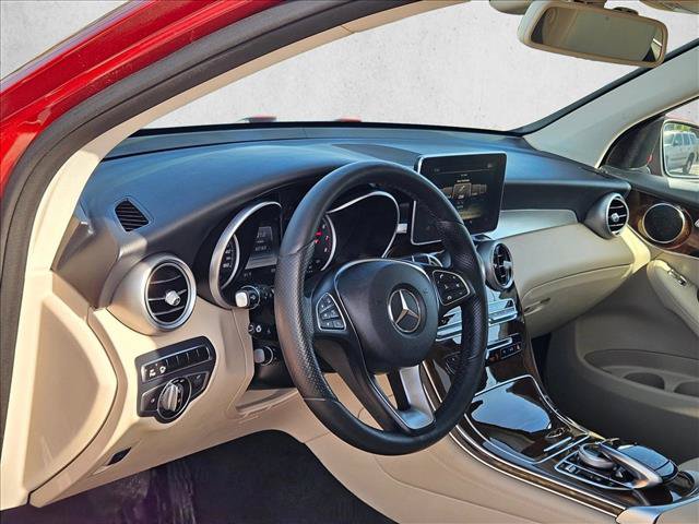 Used 2016 Mercedes-Benz GLC 300 image 10