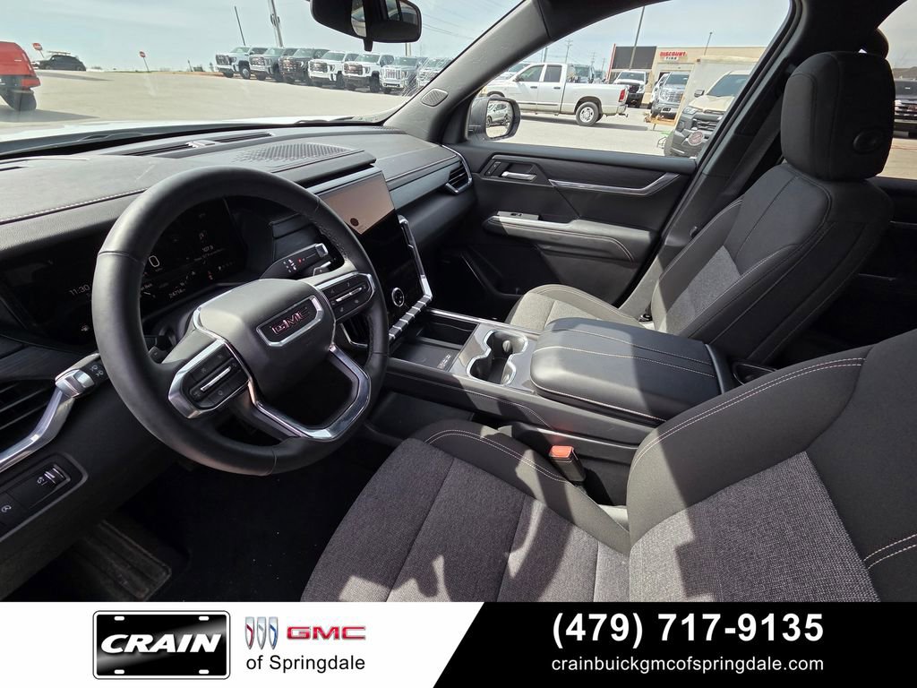 Used 2025 GMC Acadia Elevation FWD image 10