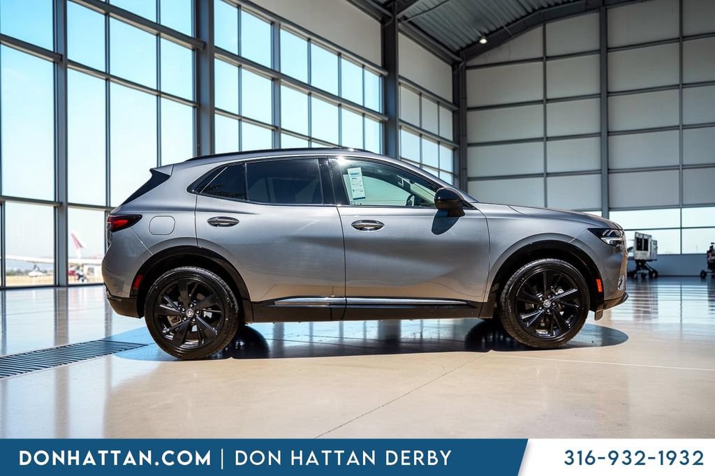 Used 2023 Buick Envision Essence w/ Sport Touring Package AWD/4WD image 34