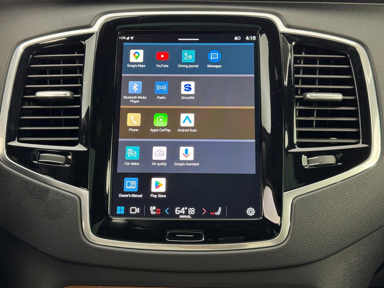 Used 2024 Volvo XC90 T8 Plus image 27