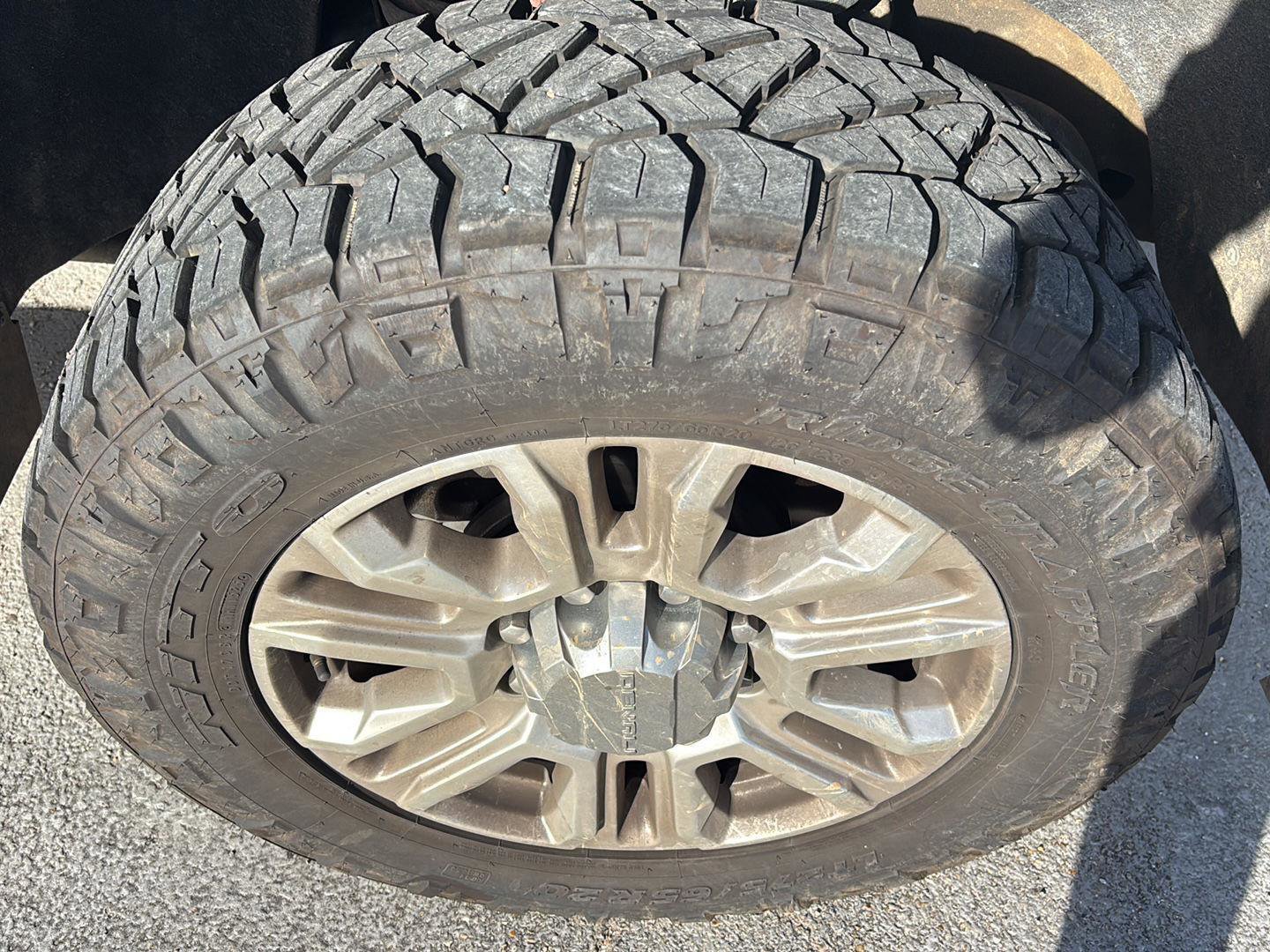 Certified 2023 GMC Sierra 2500 Denali image 8