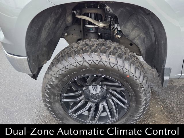 Used 2025 Chevrolet Silverado 1500 LT image 21