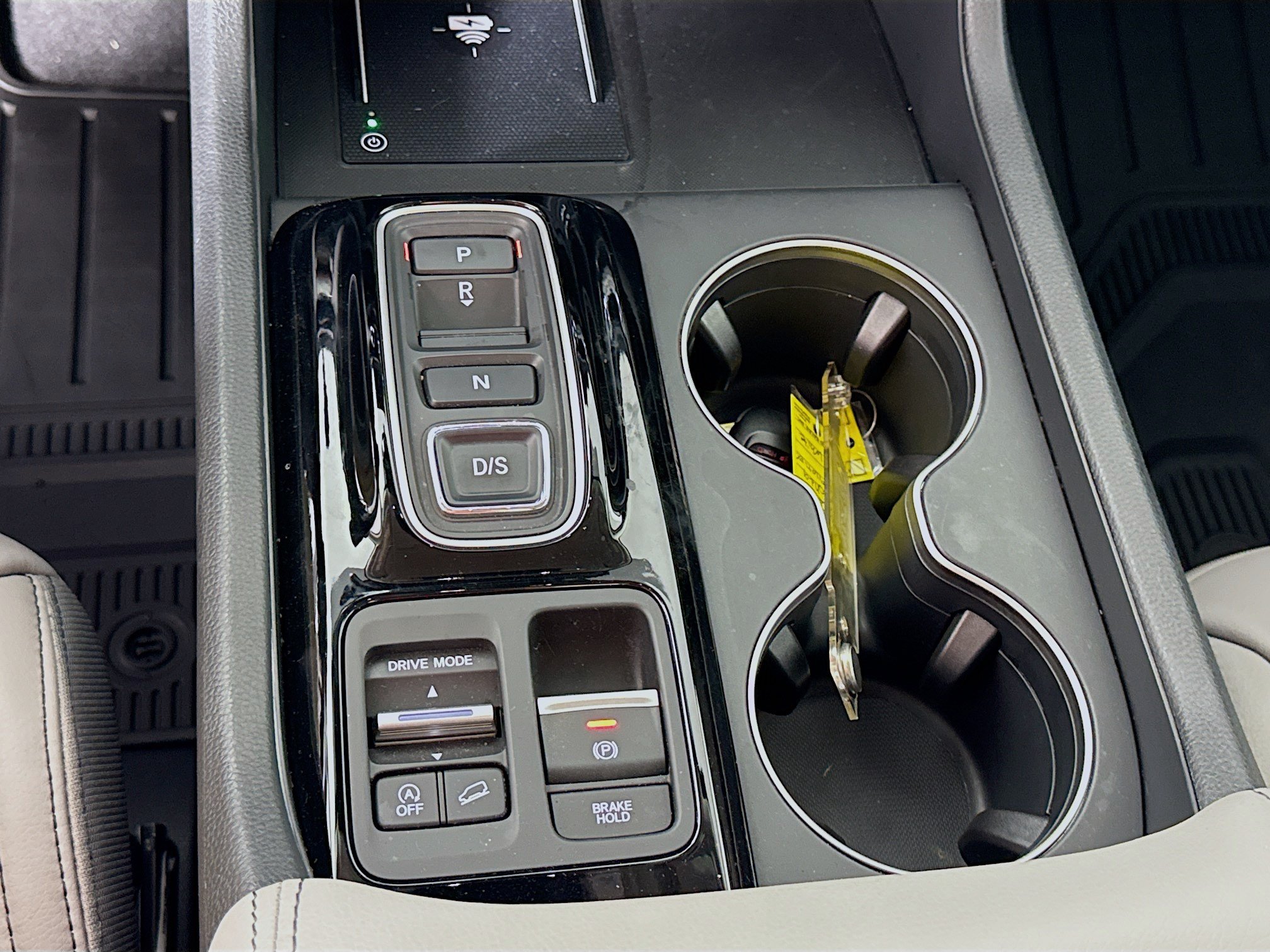 Used 2025 Honda Pilot EX-L image 17