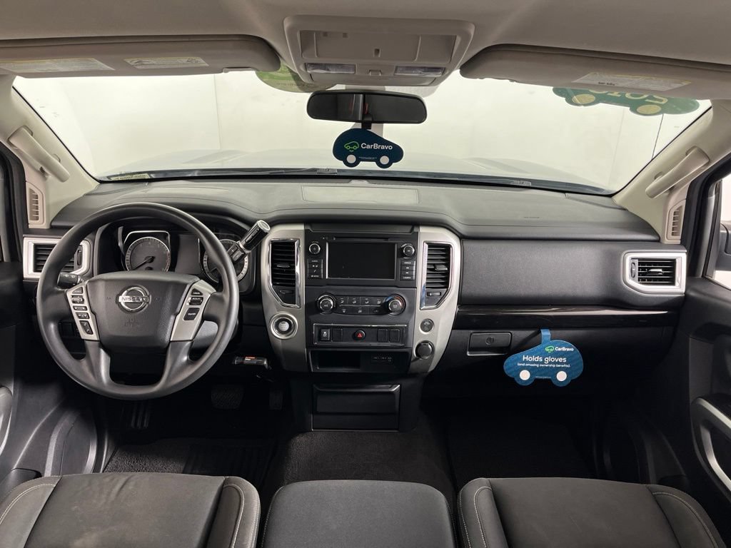 Used 2019 Nissan Titan SV RWD image 19