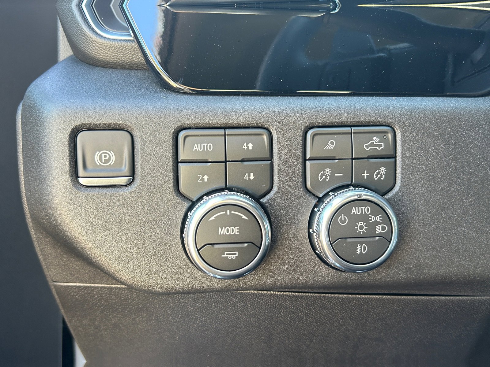 New 2026 GMC Sierra 1500 Elevation w/ Elevation Premium Package AWD/4WD image 28