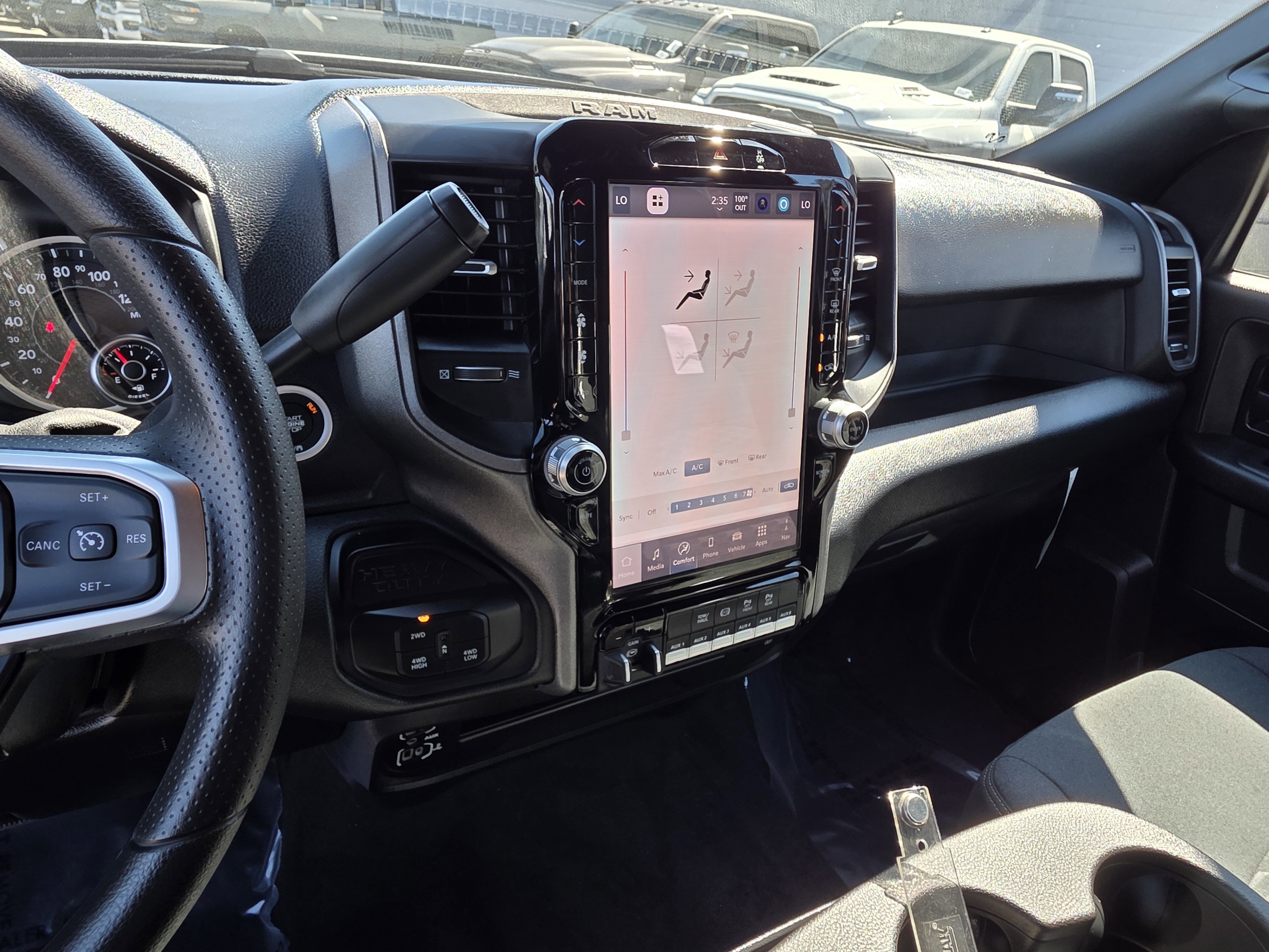 New 2026 RAM 2500 Tradesman AWD/4WD image 15