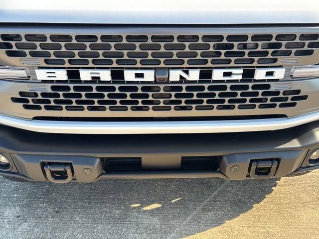 New 2025 Ford Bronco Badlands image 29