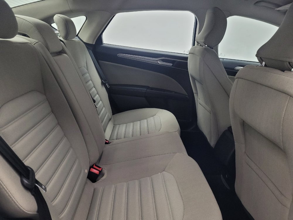 Used 2018 Ford Fusion S FWD image 19