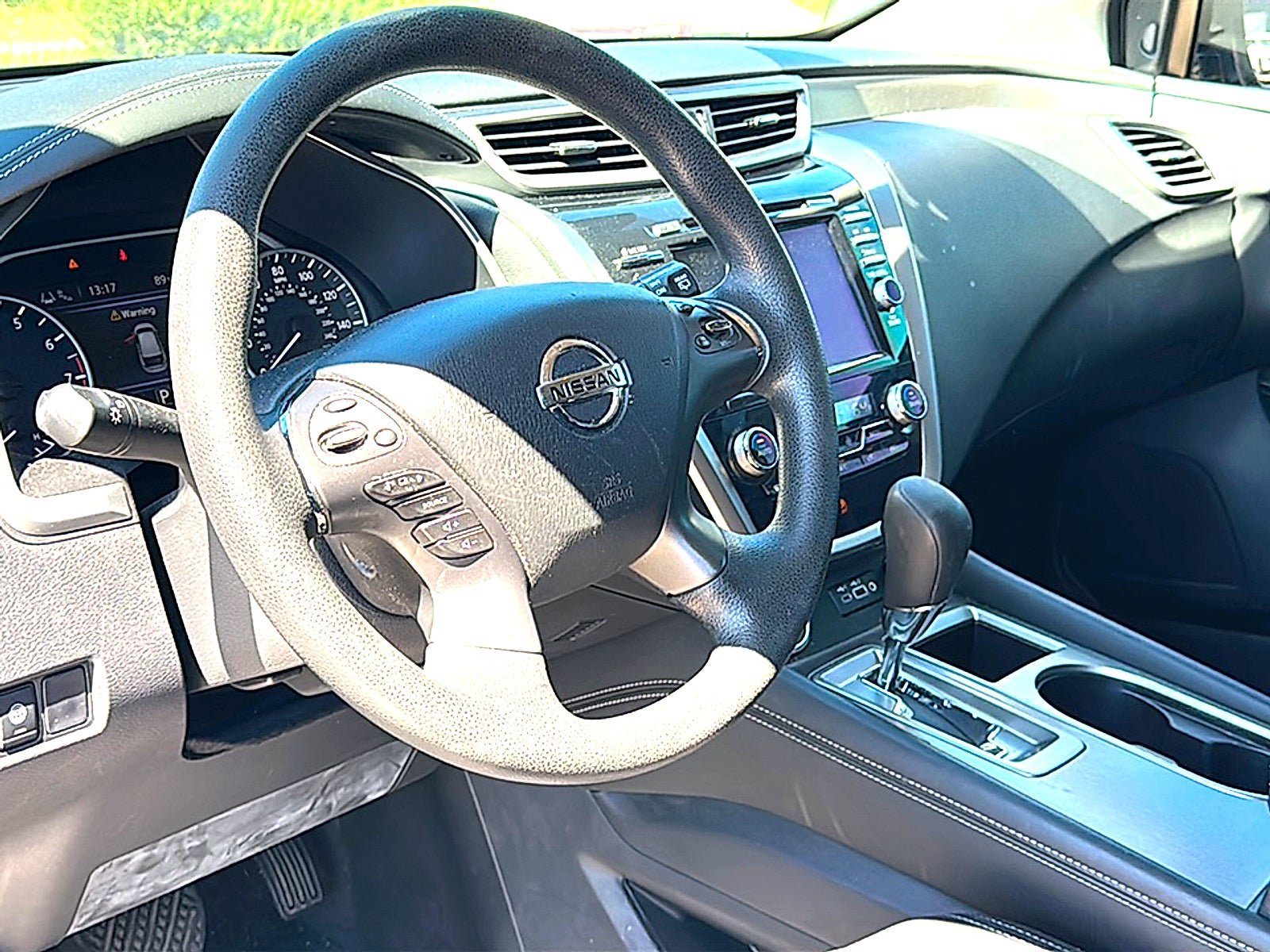 Used 2022 Nissan Murano S FWD image 5