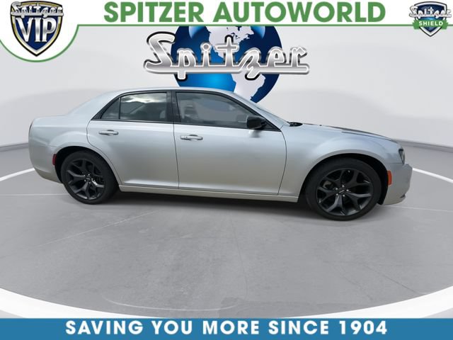 Used 2023 Chrysler 300 Touring w/ Sport Appearance Package RWD image 11