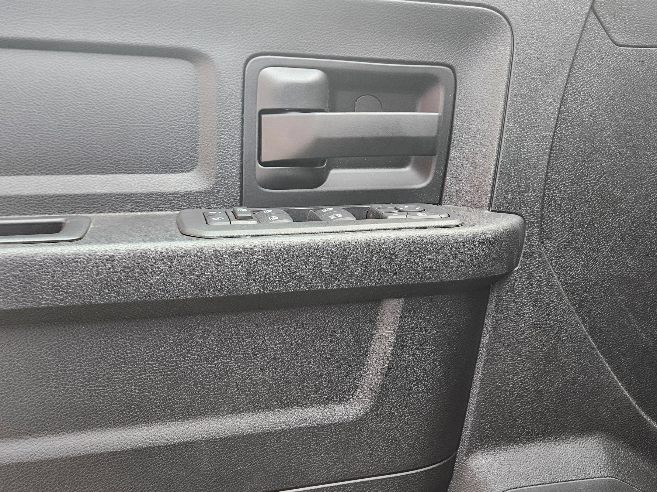 New 2026 RAM 2500 Tradesman AWD/4WD image 16