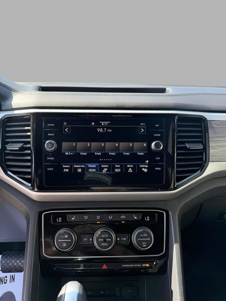 Used 2023 Volkswagen Atlas Cross Sport SE w/ Black Wheel Package FWD image 29