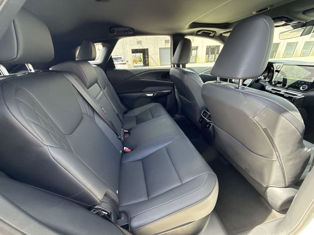 Used 2025 Lexus RX 350 Premium w/ Accessory Package (Z1) image 17