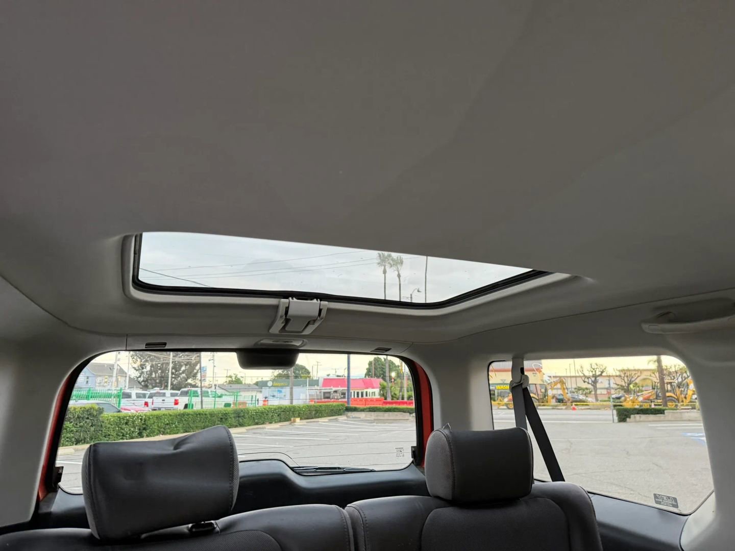 Used 2004 Honda Element EX image 17