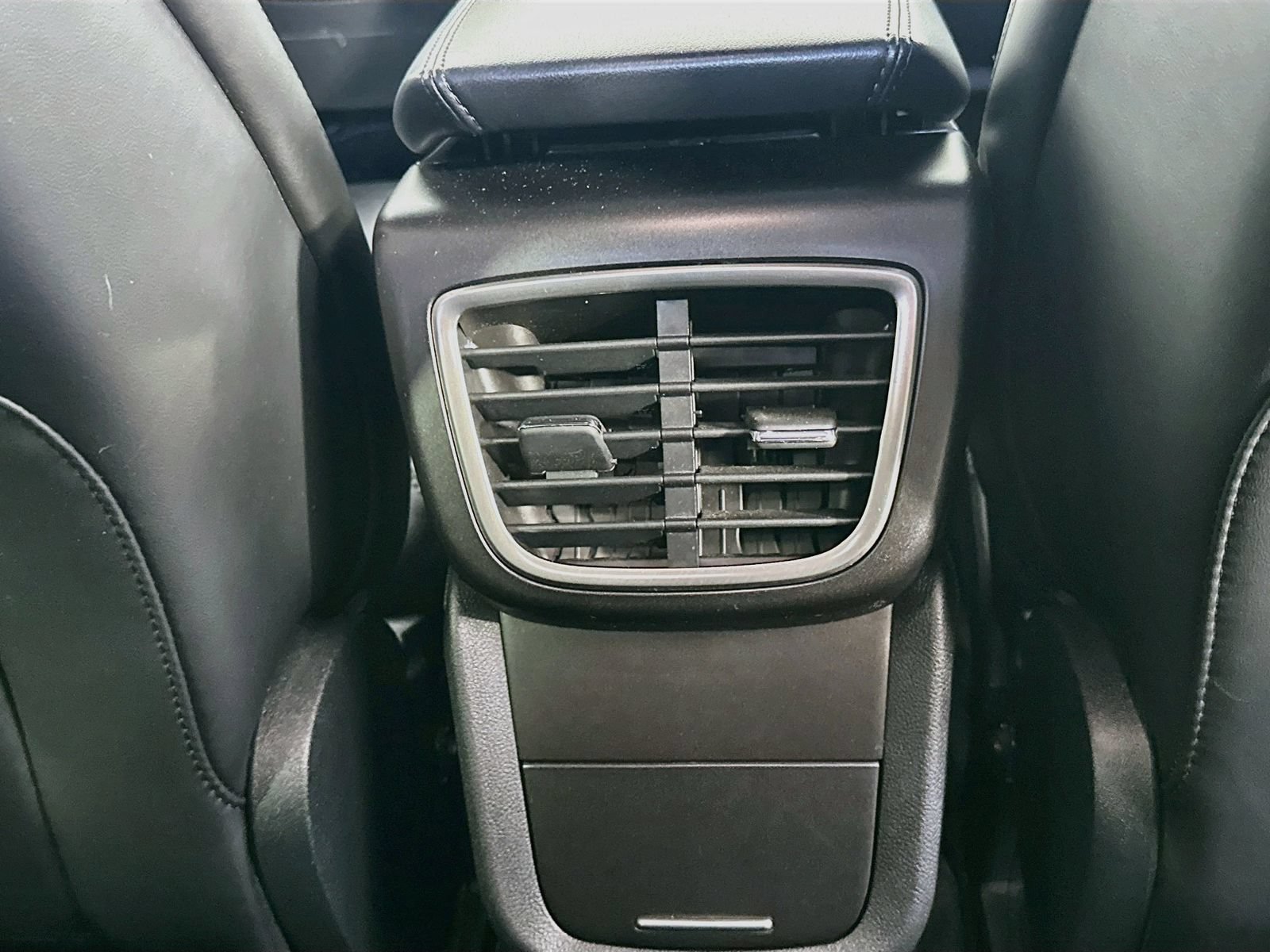 Used 2017 Lincoln MKX Select w/ Select Plus Package FWD image 26