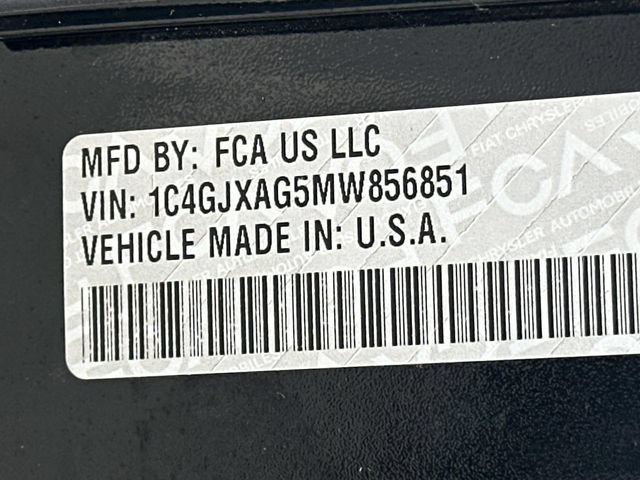 Used 2021 Jeep Wrangler Sport AWD/4WD image 31
