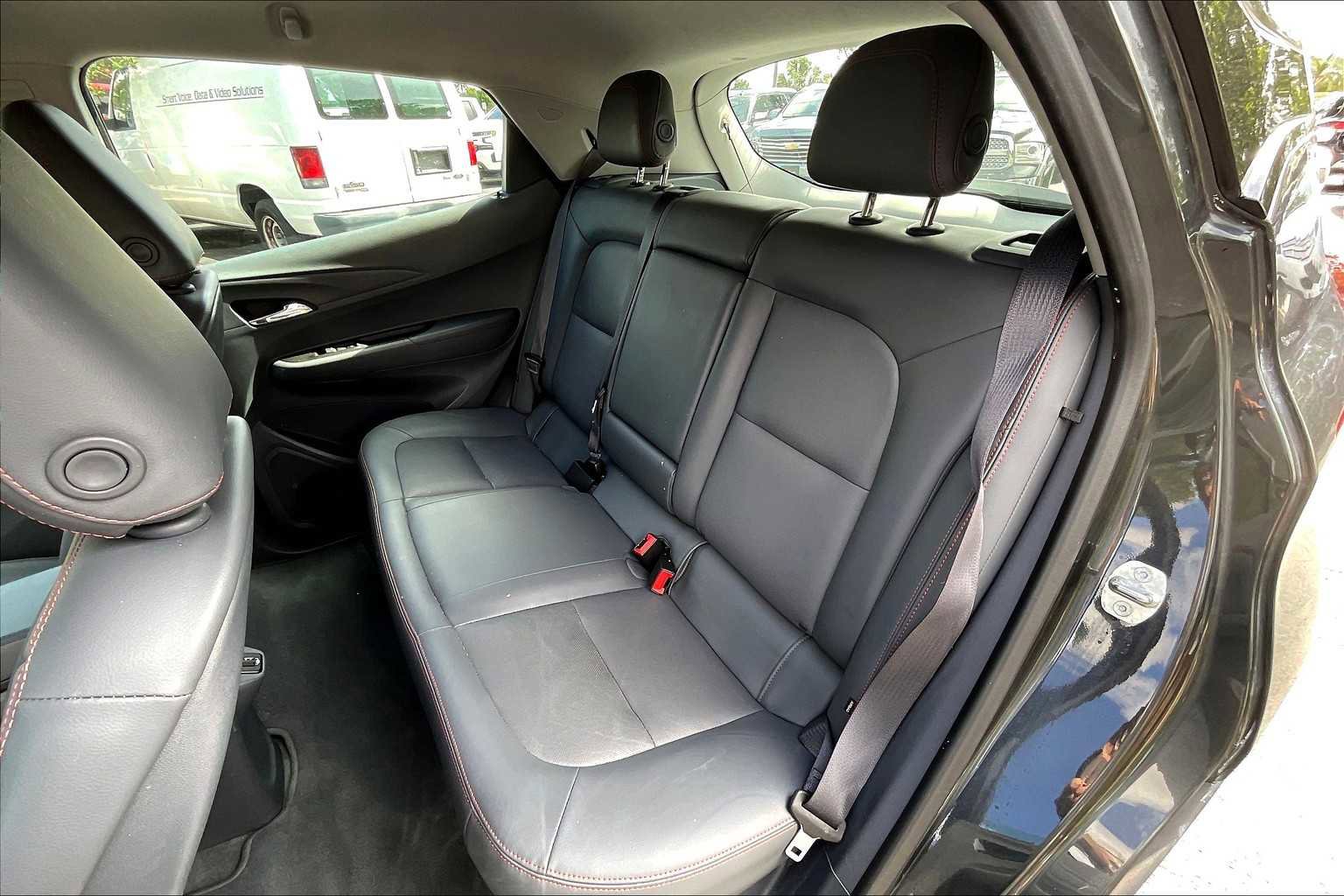 Used 2017 Chevrolet Bolt Premier w/ Driver Confidence II Package image 24