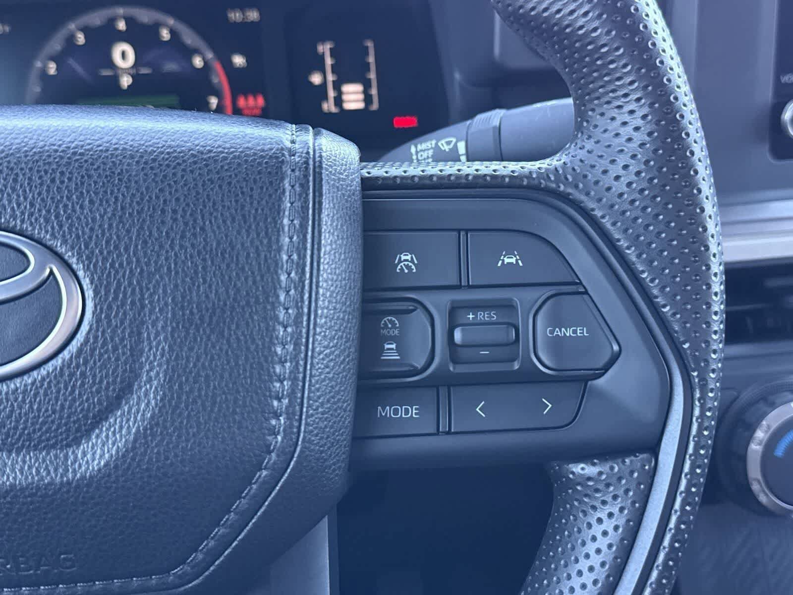 Certified 2024 Toyota Tacoma SR5 AWD/4WD image 29