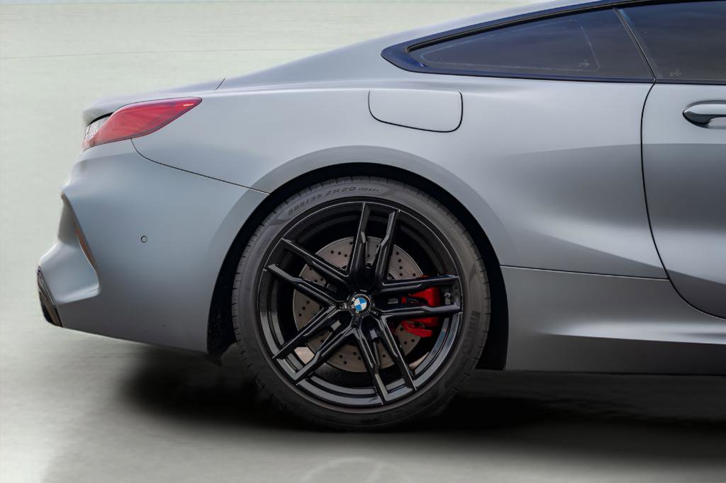 Used 2022 BMW M8 Competition w/ M Carbon Exterior Package AWD/4WD image 12