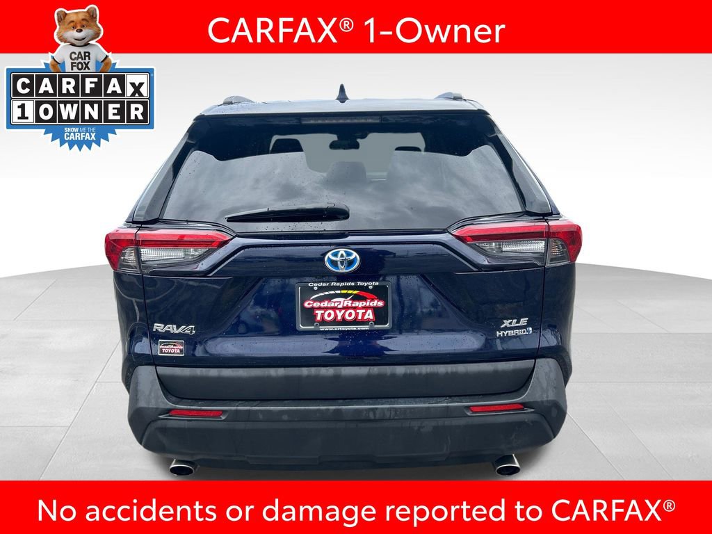 Certified 2021 Toyota RAV4 XLE Premium image 5