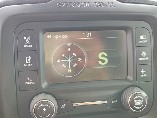 Used 2017 Jeep Renegade Limited w/ Advanced Technology Group image 22