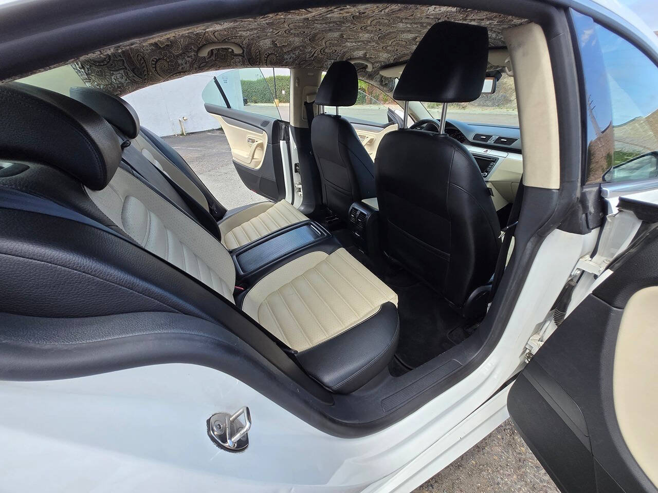 Used 2010 Volkswagen CC Sport FWD image 29