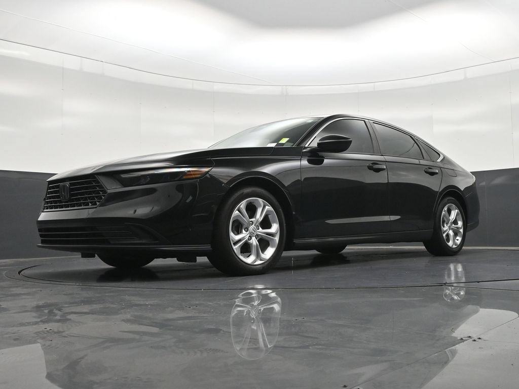 Used 2023 Honda Accord LX image 26