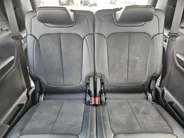 Used 2024 Jeep Grand Cherokee L Altitude AWD/4WD image 14