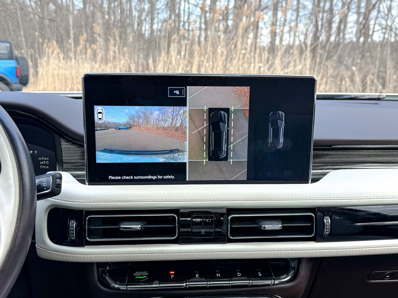 Used 2022 Lincoln Nautilus Black Label w/ Cargo Utility Package image 25