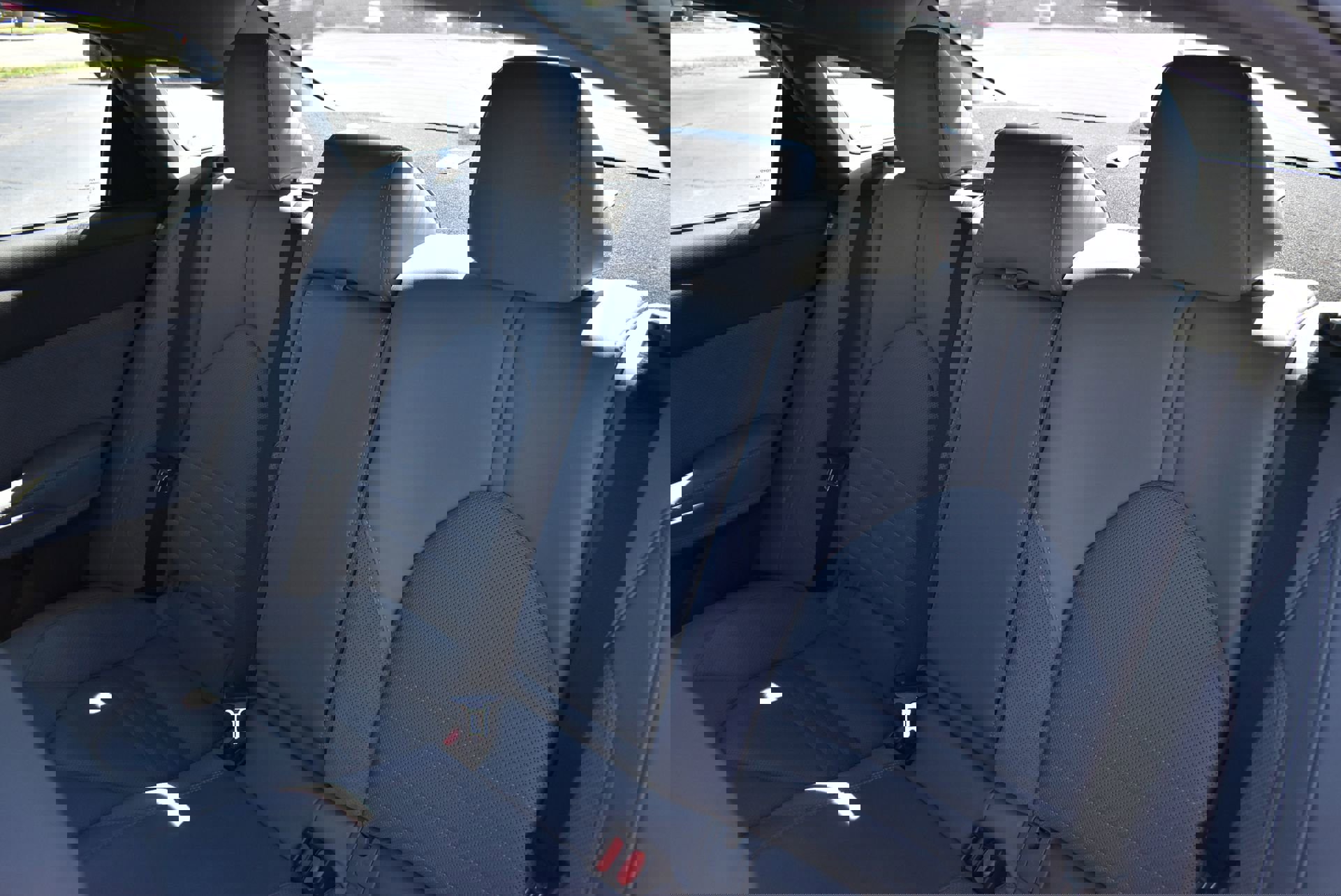 Used 2019 Toyota Avalon XSE w/ All Weather Liner Package image 17