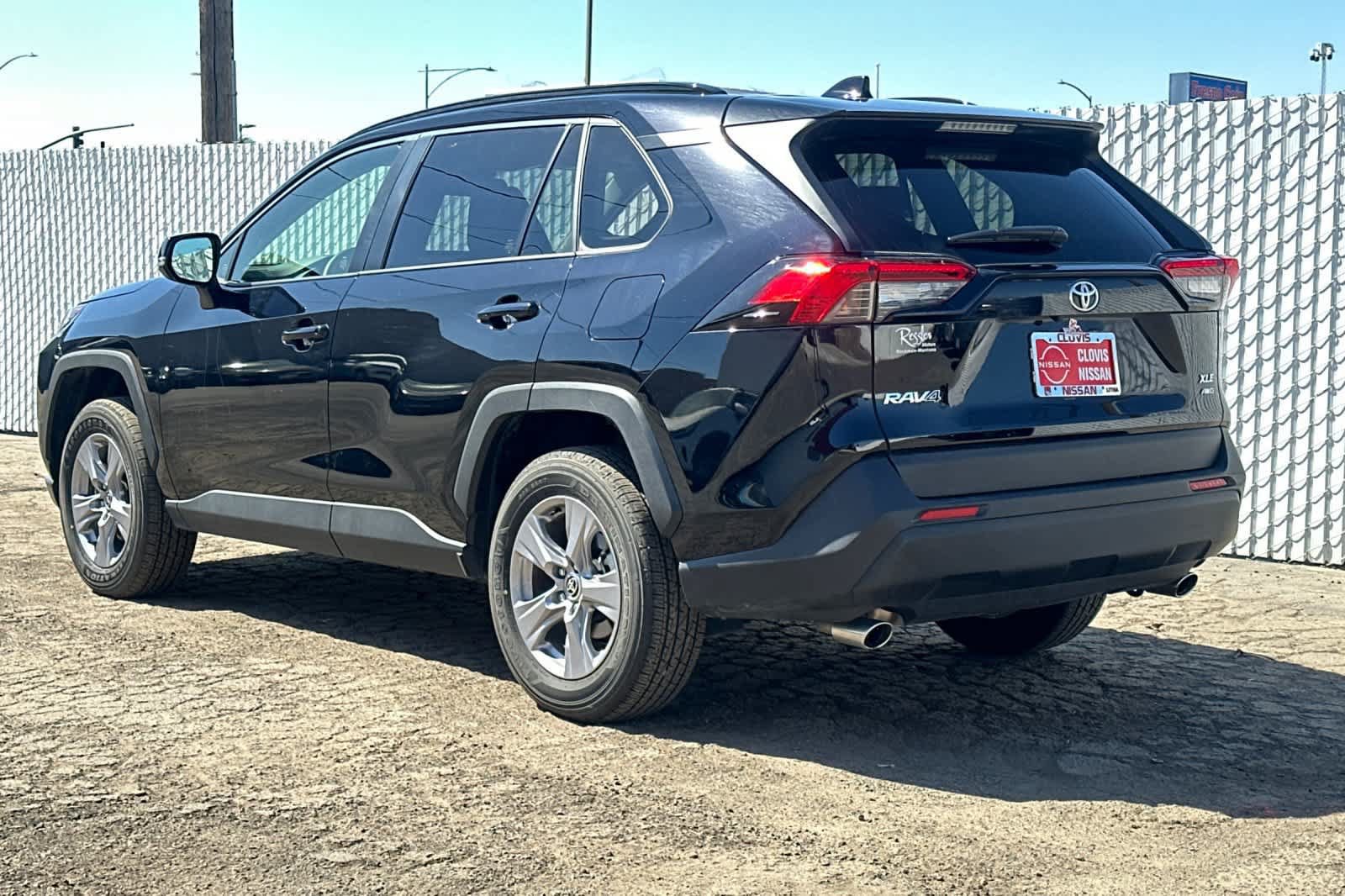 Used 2025 Toyota RAV4 XLE w/ Convenience Package AWD/4WD image 7