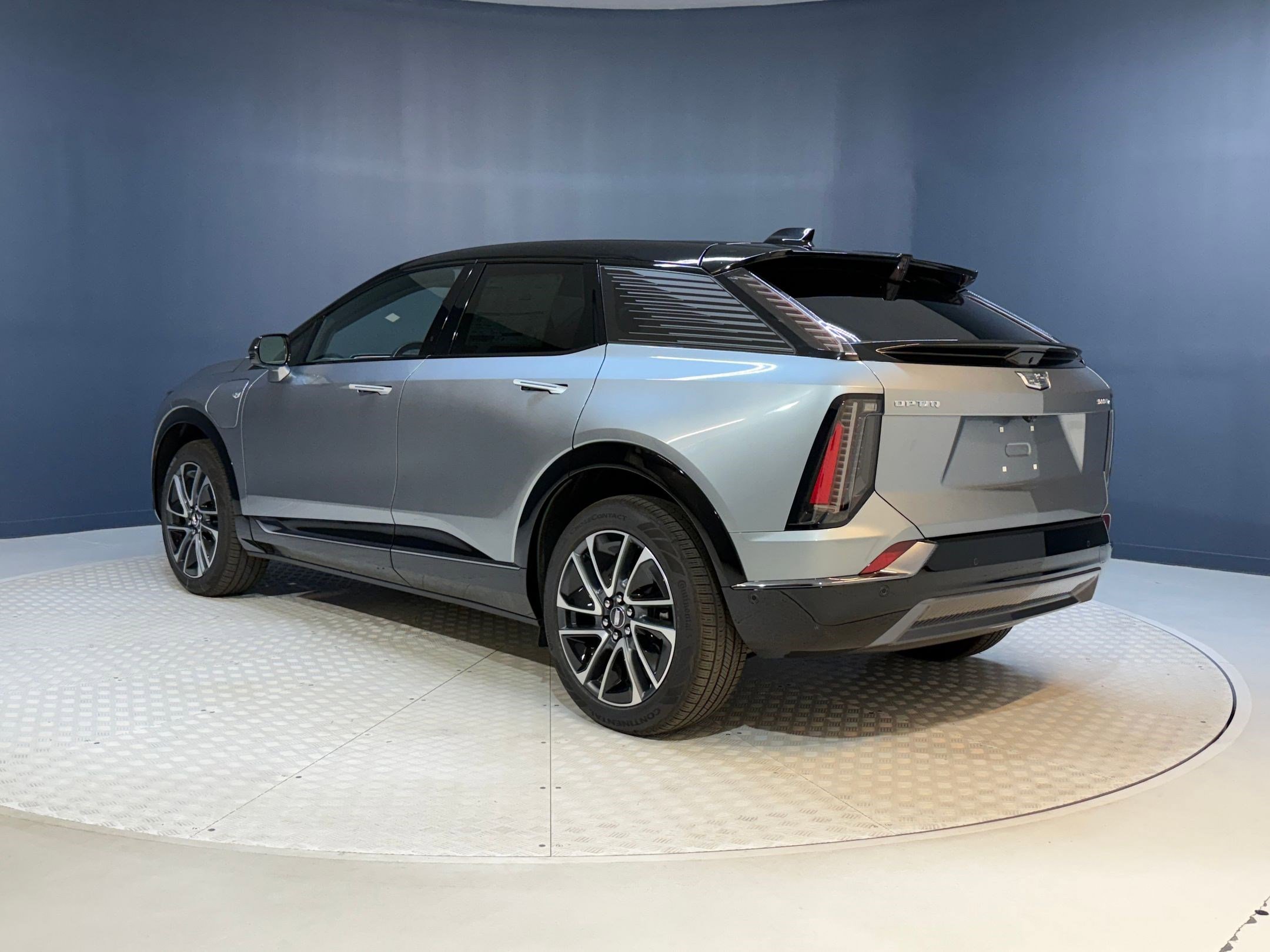 New 2026 Cadillac Optiq Sport 1 image 3