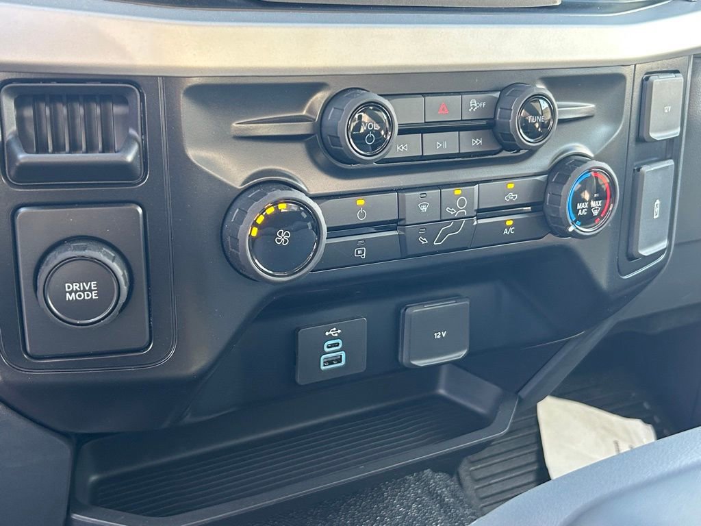 New 2026 Ford F450 XL image 31