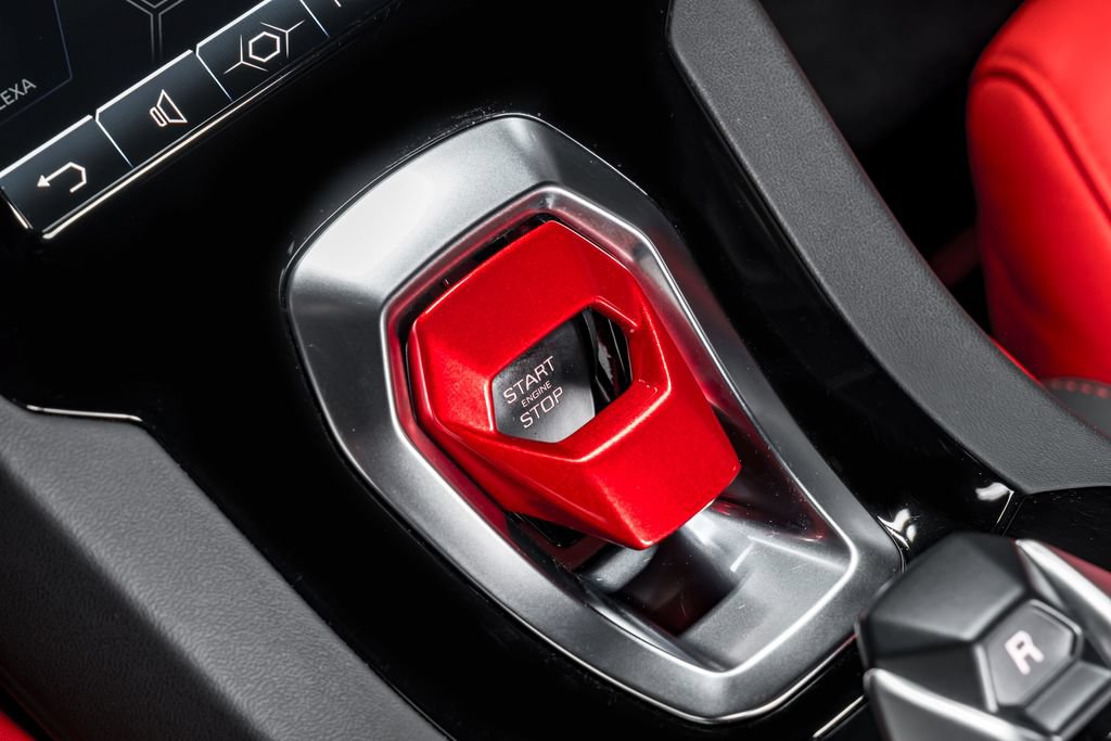 Used 2021 Lamborghini Huracan EVO RWD image 29