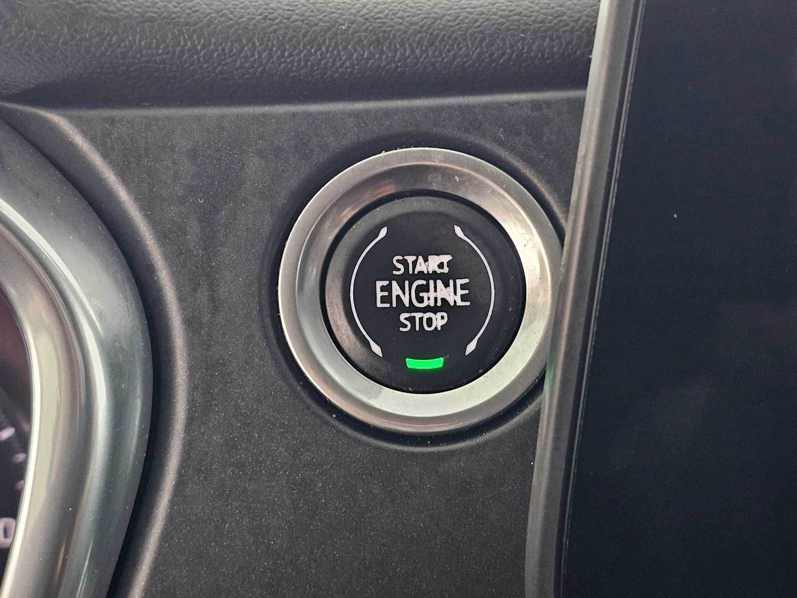 Used 2023 Chevrolet Blazer LT FWD image 30