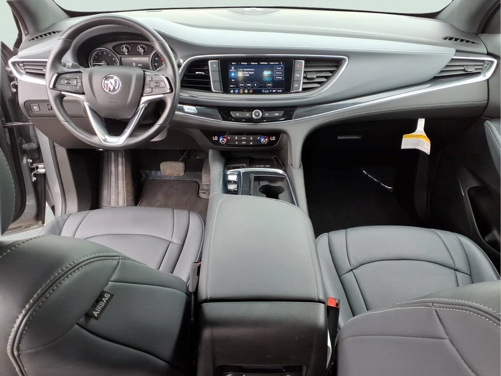 Certified 2024 Buick Enclave Essence FWD image 7