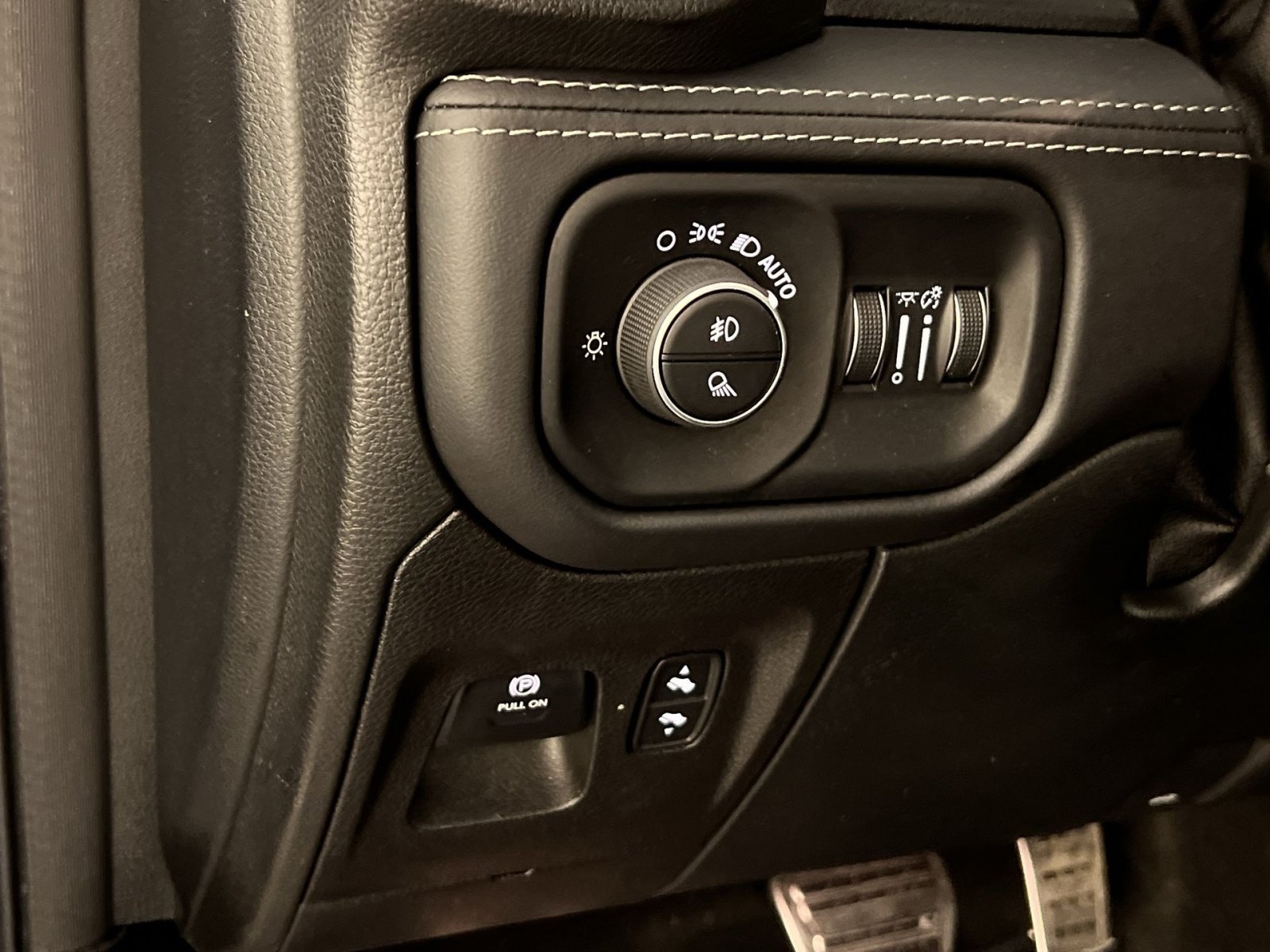 Used 2022 RAM 1500 TRX w/ TRX Level 2 Equipment Group AWD/4WD image 30