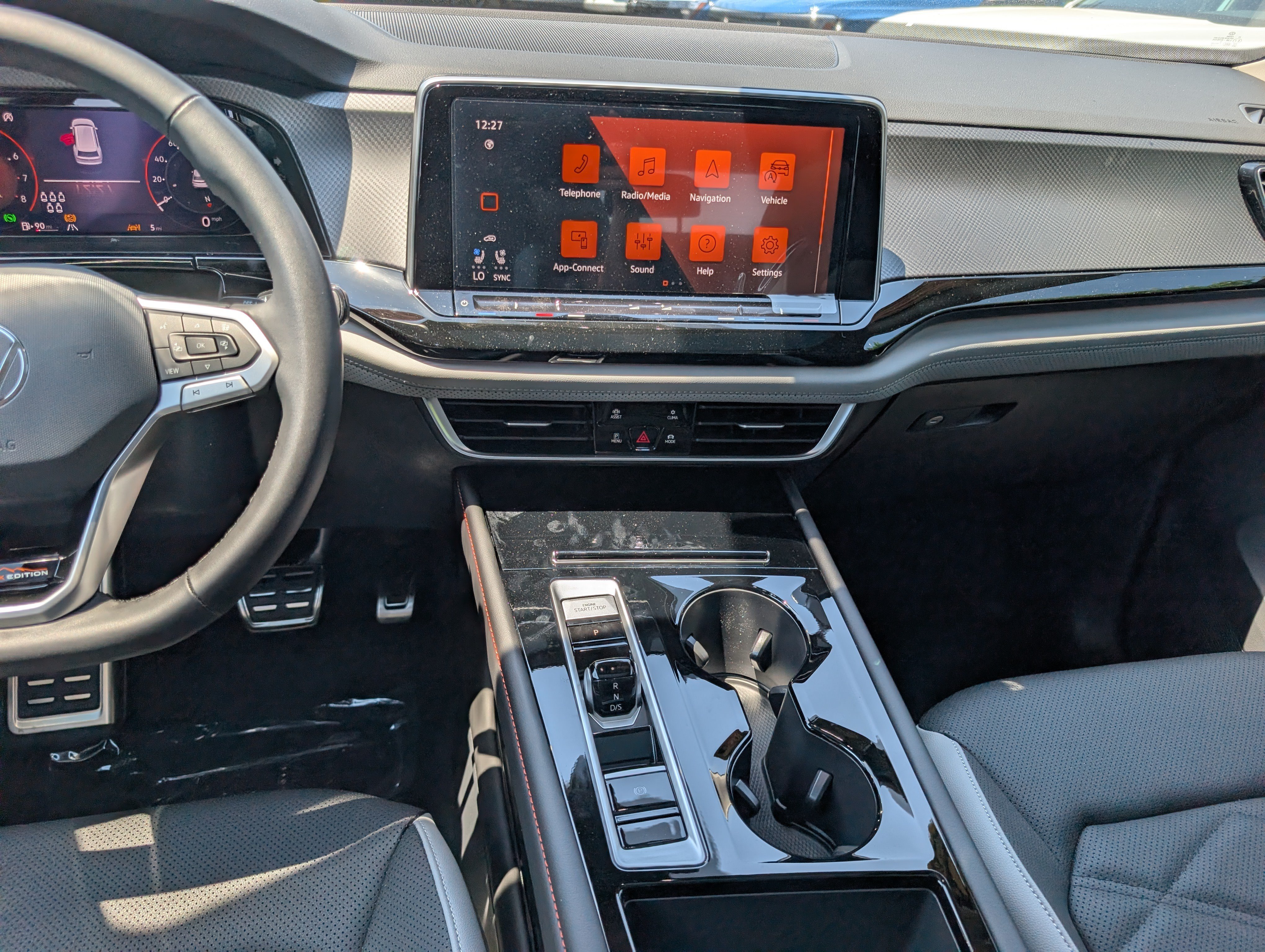 New 2026 Volkswagen Atlas Peak Edition AWD/4WD image 19