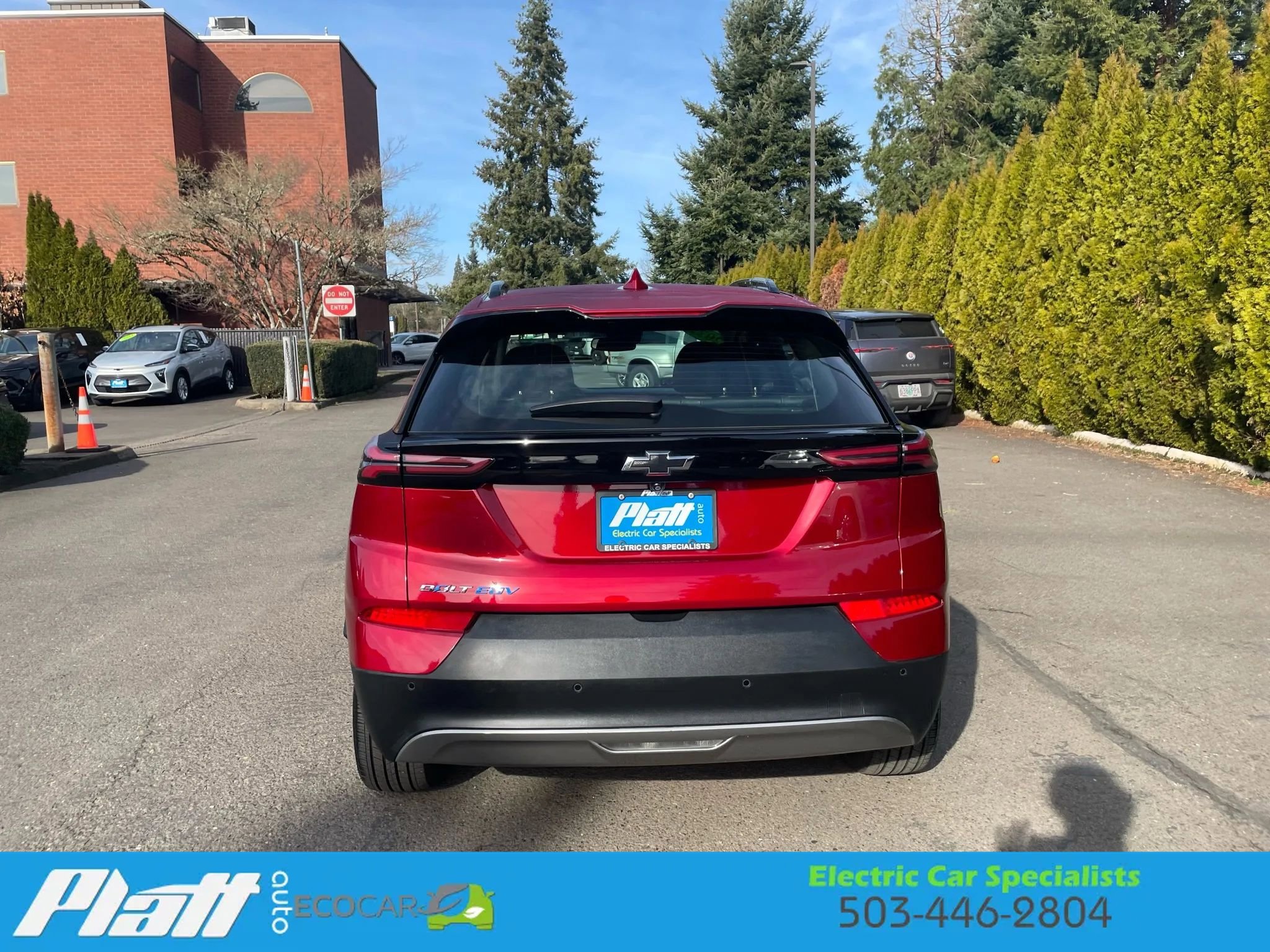 Used 2022 Chevrolet Bolt EUV LT w/ Convenience Package image 9