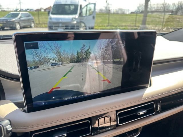 Used 2022 Lincoln Nautilus AWD w/ Premium Package image 42