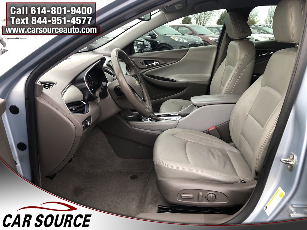 Used 2017 Chevrolet Malibu LT w/ Driver Confidence Package image 14