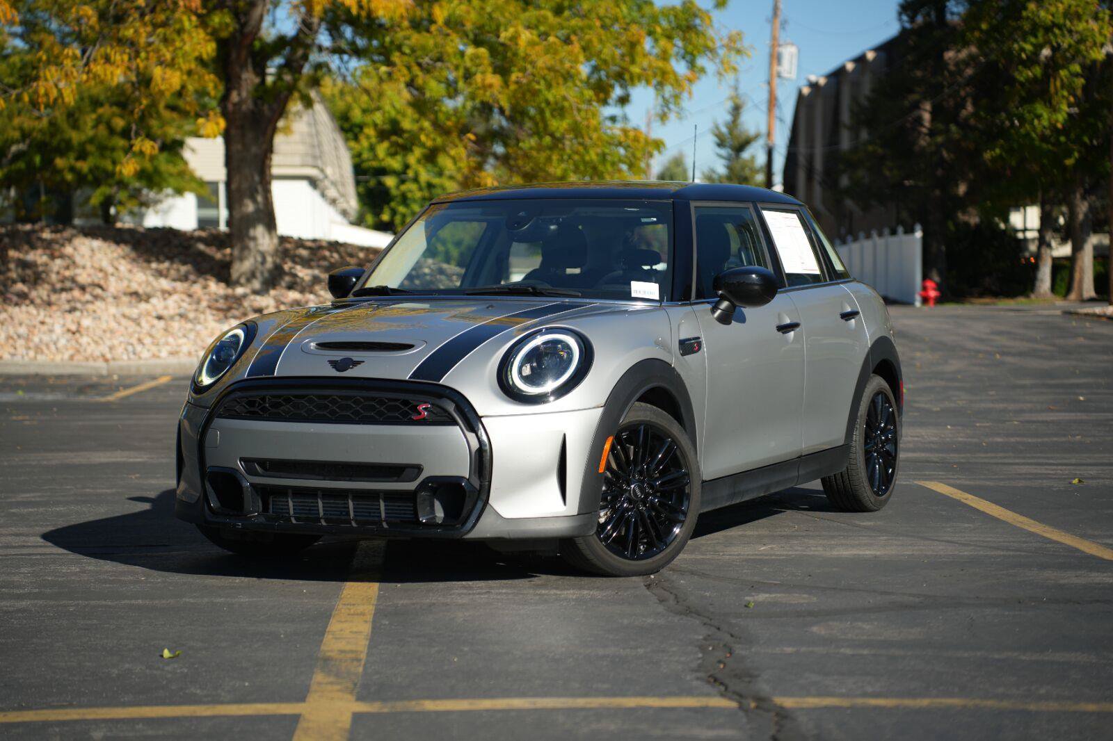 Used 2024 MINI Cooper S FWD image 1