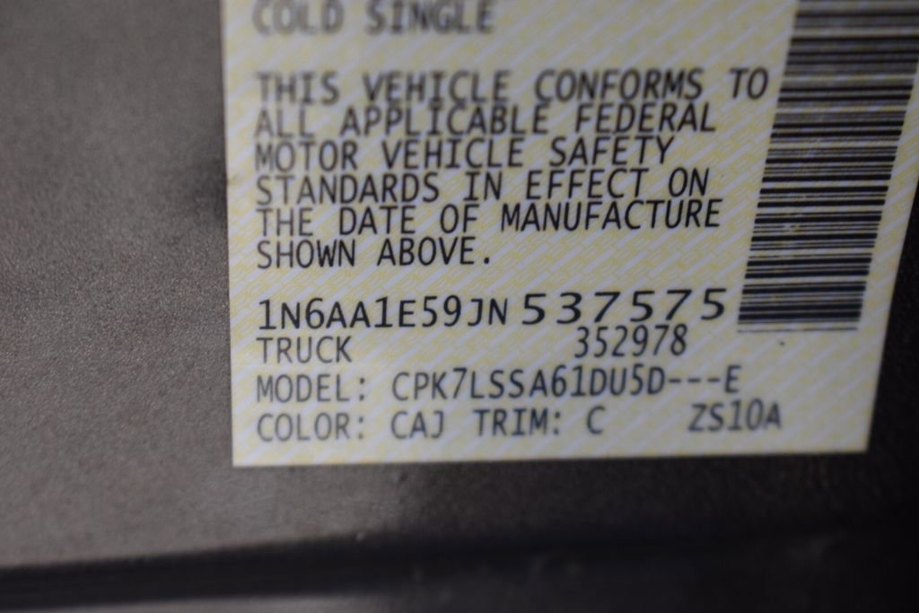 Used 2018 Nissan Titan SV w/ SV Convenience Package image 42