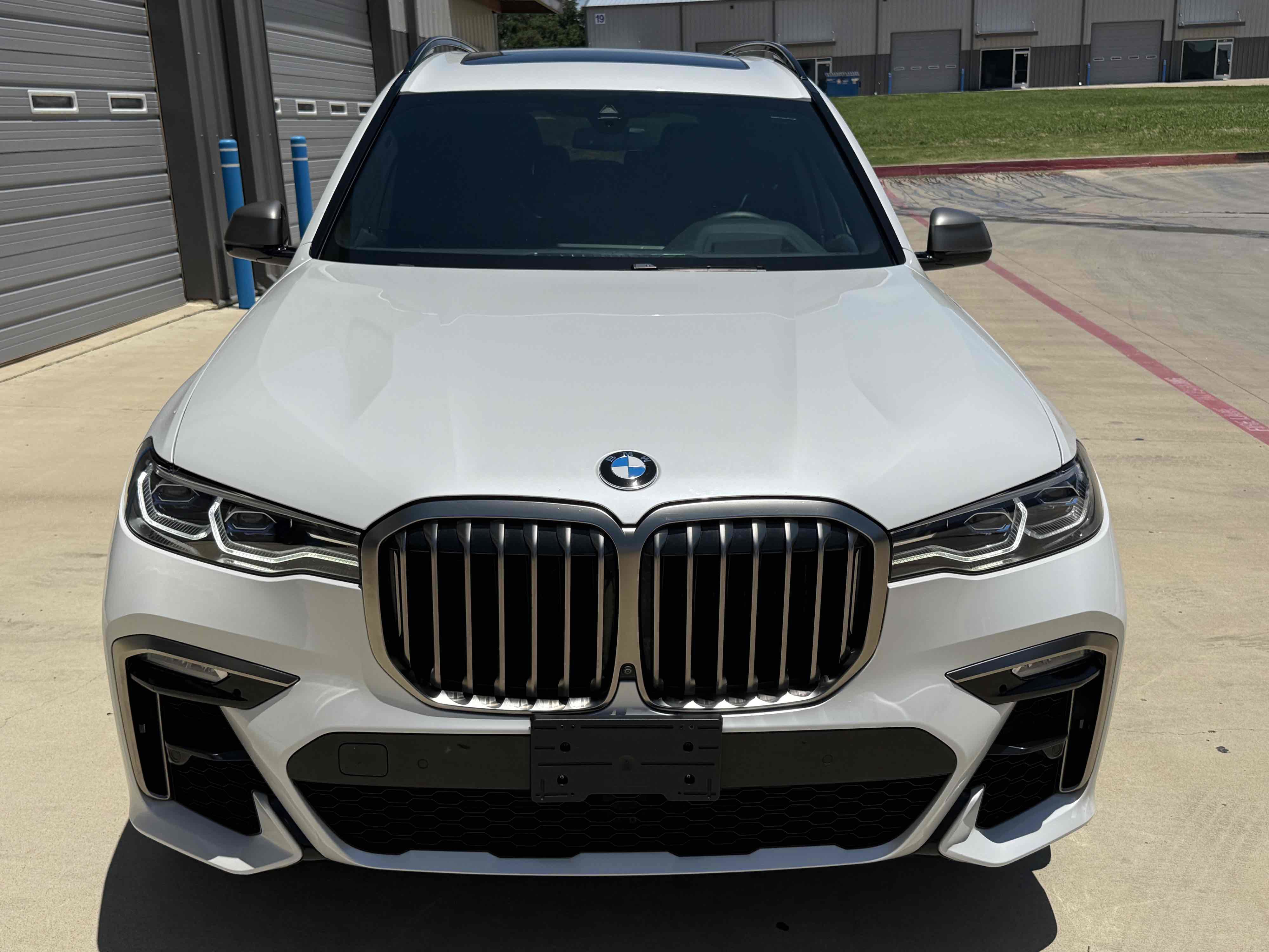 Used 2020 BMW X7 M50i w/ Executive Package AWD/4WD image 27