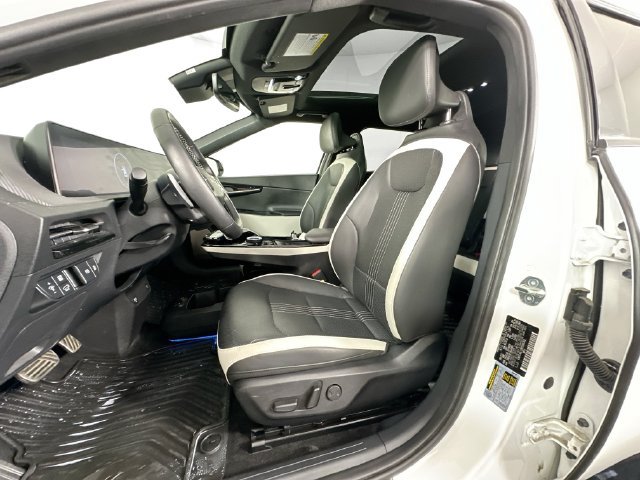 Used 2024 Kia EV6 GT-Line AWD/4WD image 4