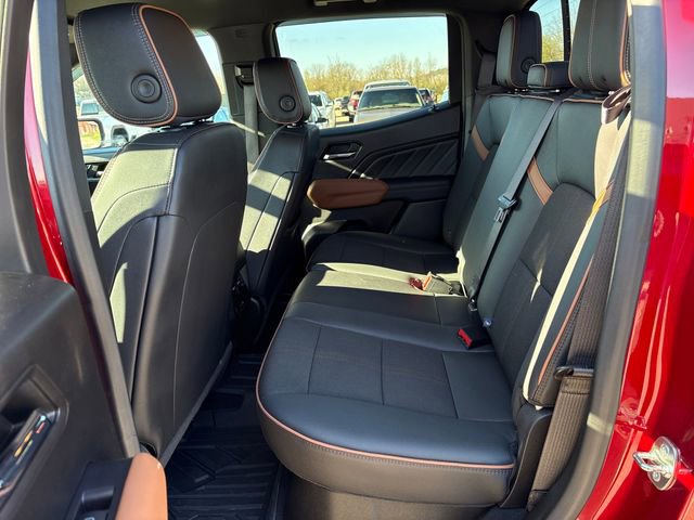 Used 2024 GMC Canyon AT4 image 21