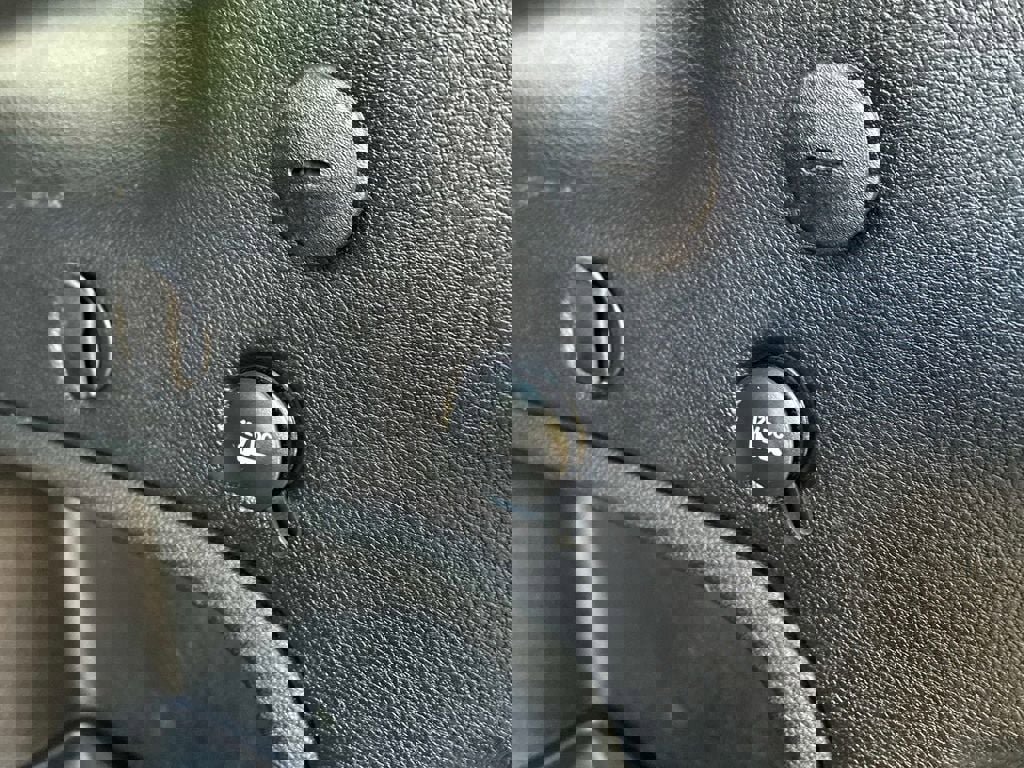 Certified 2022 Jeep Grand Cherokee Laredo X image 13