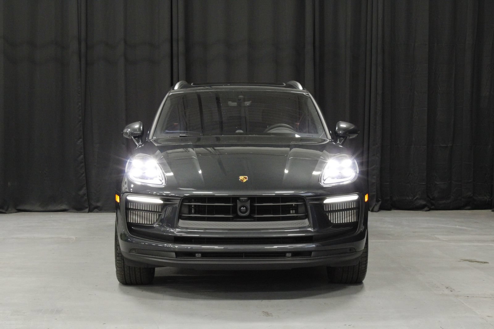 New 2026 Porsche Macan S AWD/4WD image 8